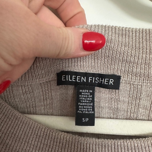 Eileen Fisher Ribbed Knit Sweater in Beige 100% Fine Wool - Picture 2 of 7